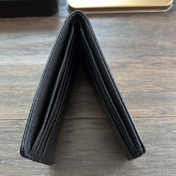 PUMA Bi-Fold Wallet/Bill/6 card holder,slim fit,tin gift boxed - Picture 8 of 10